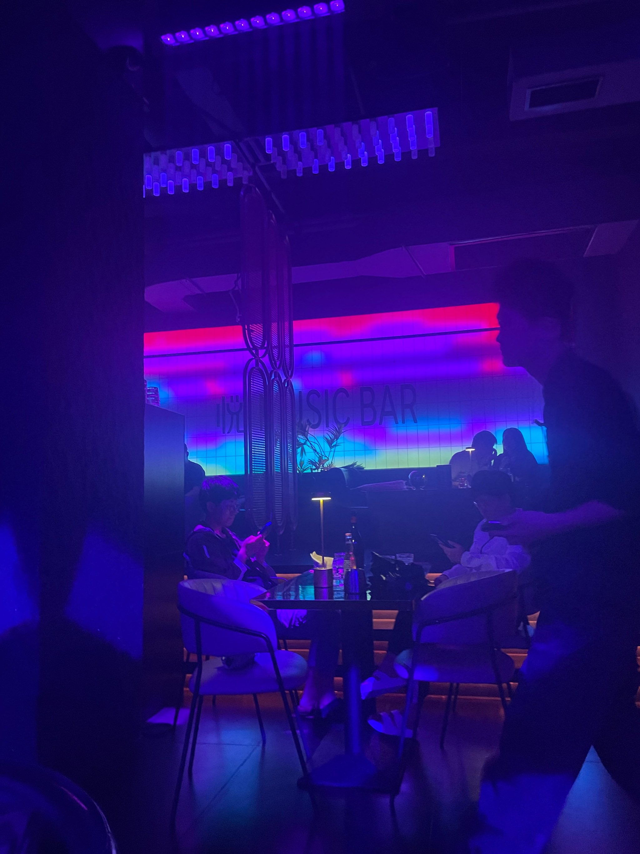 安康商务KTV vs 片场:何处更适合商务活动-石泉县ktv预订